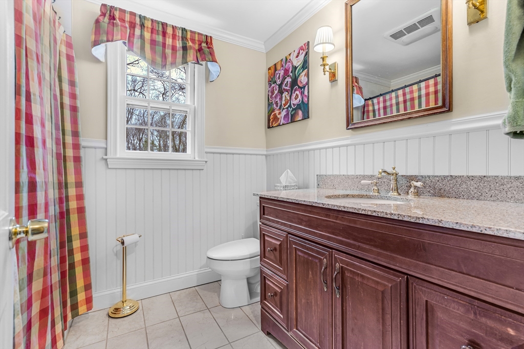 5 Hickory Road Southborough, MA 01772 - Photo 22 of 41 Gallery Image 22