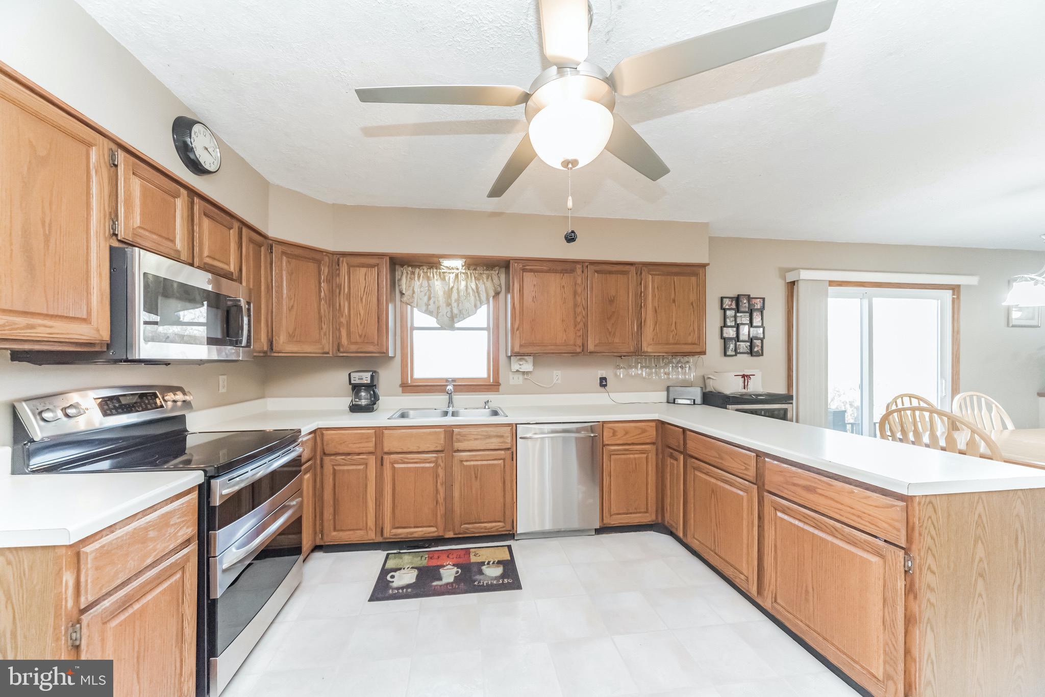 2400 Flag Marsh Road Mount Airy, MD 21771 - Photo 16 of 39 Kitchen w/ALL New Appliances