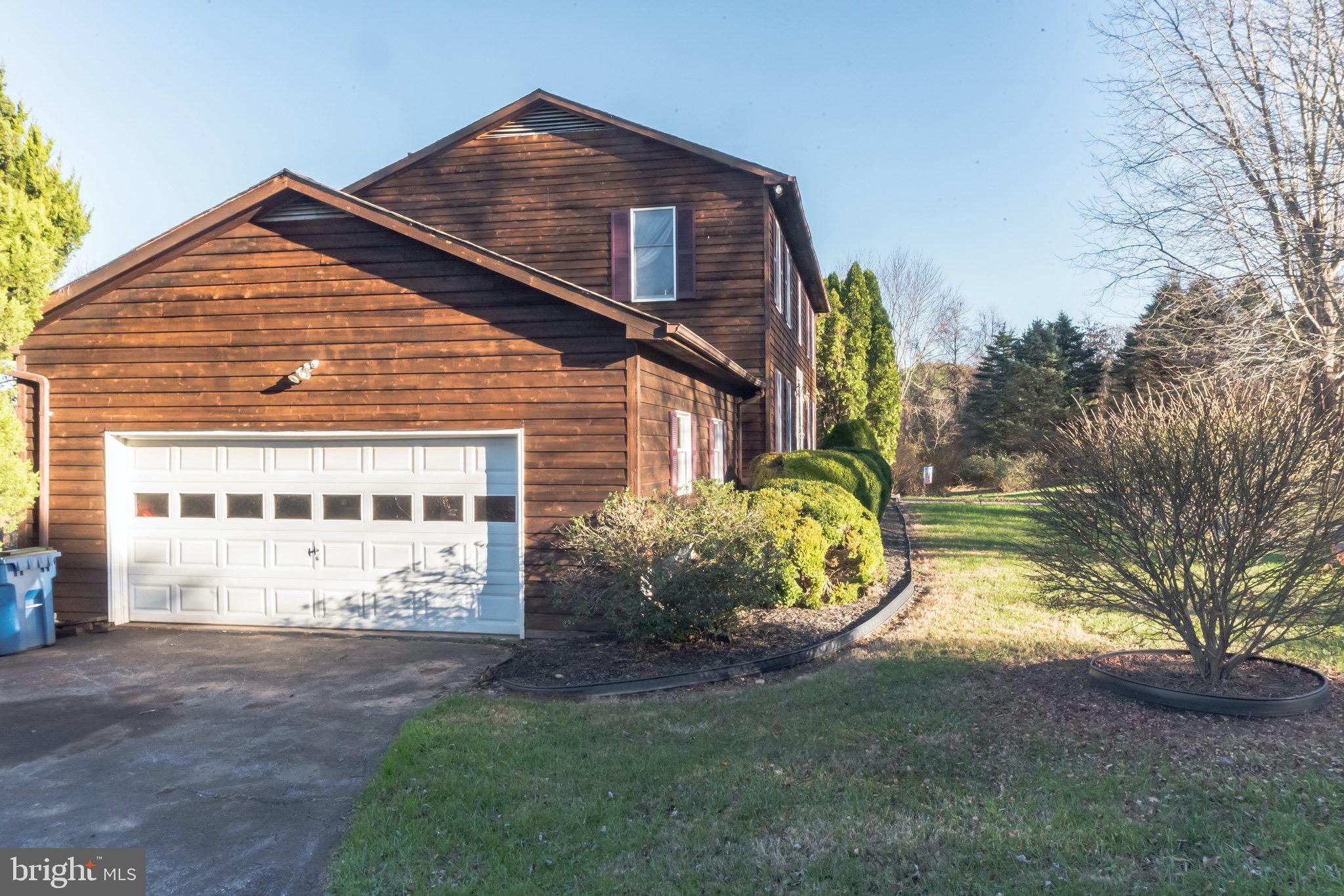 2400 Flag Marsh Road Mount Airy, MD 21771 - Photo 8 of 39 SIDE Load Garage w/TONS of Parking
