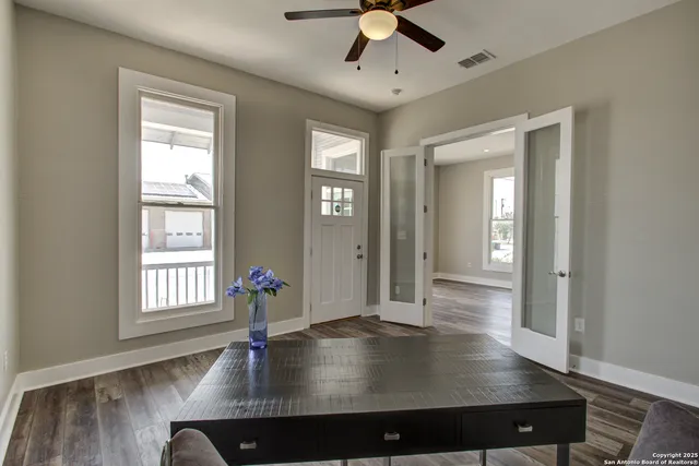 $309,990 | 508 North Cherry Street, San Antonio, TX 78202