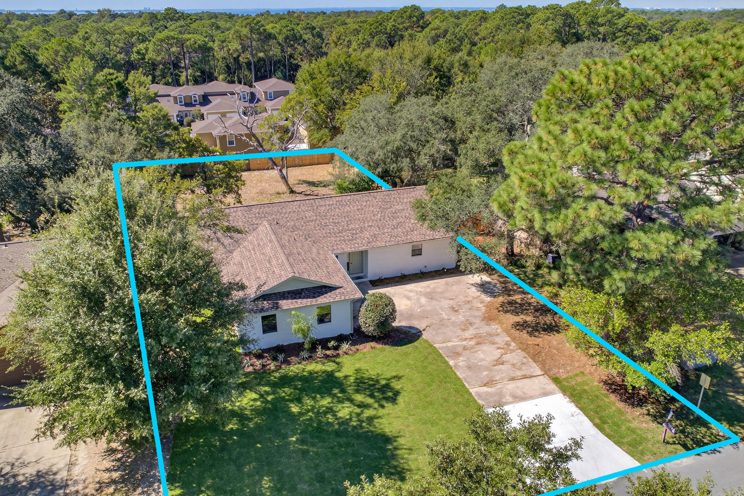 926 Ridgewood Way Niceville, FL 32578 - Photo 68 of 68 926 ridgewood way-niceville-86