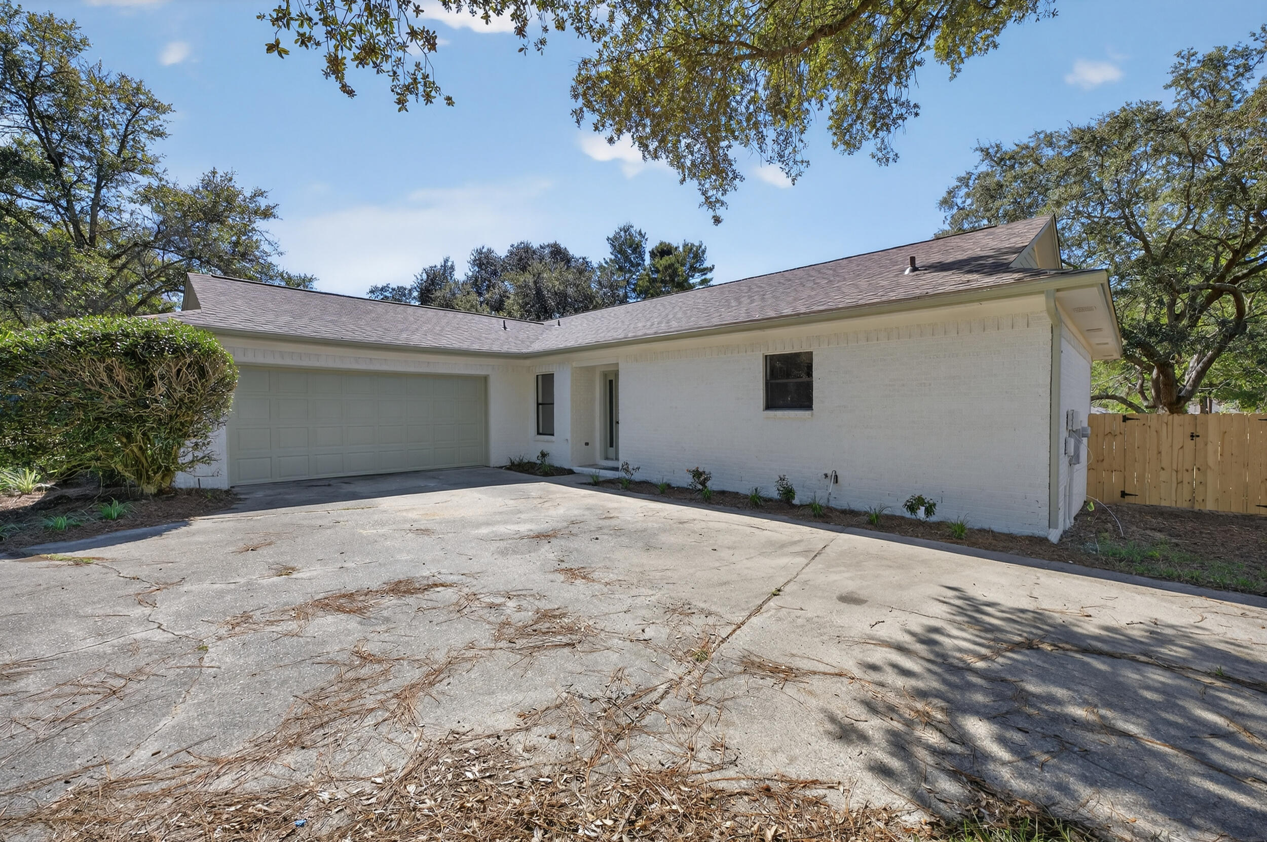 926 Ridgewood Way Niceville, FL 32578 - Photo 9 of 68 926 ridgewood way-niceville-6
