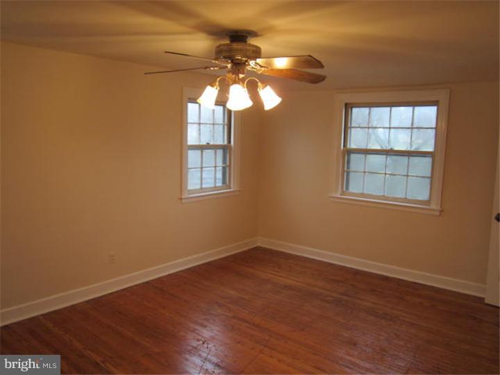 25 Rodmor Road Havertown, PA 19083 - Photo 14 of 17