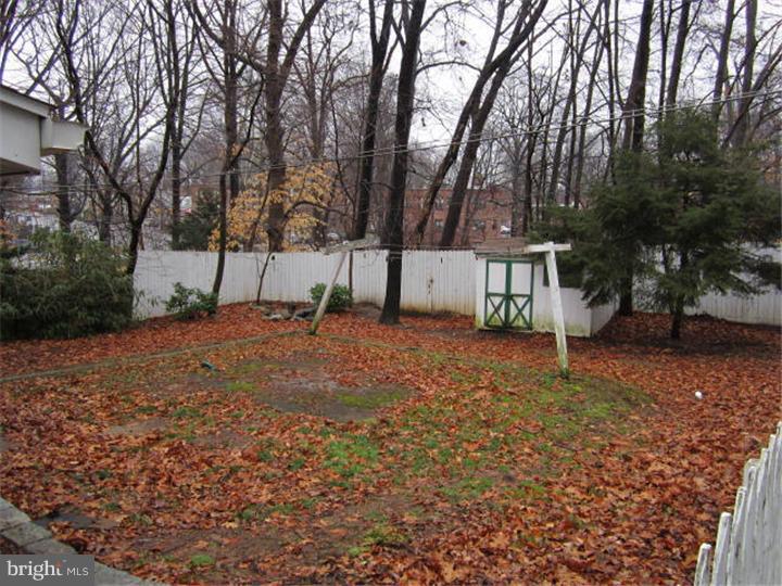 25 Rodmor Road Havertown, PA 19083 - Photo 3 of 17