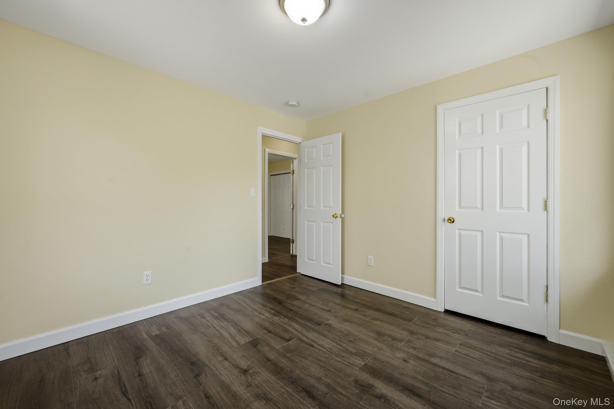 7 Rutland Road Mastic, NY 11950 - Photo 36 of 37 2nd Floor#6