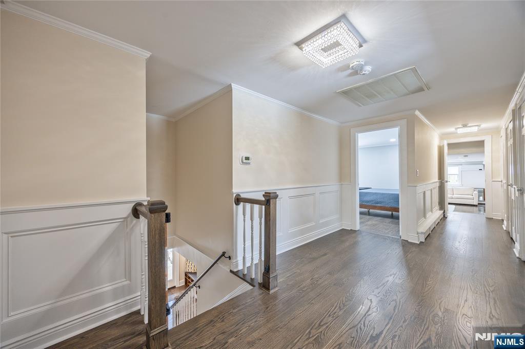 202 Chestnut Ridge Road Saddle River, NJ 07458 - Photo 26 of 50
