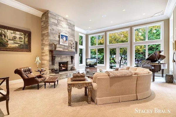 $2,750,000 | 7750 Silverthorne Drive Southeast, Ada, MI 49301