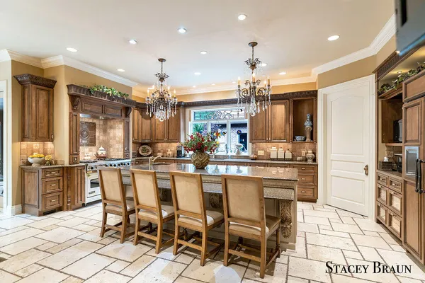 $2,750,000 | 7750 Silverthorne Drive Southeast, Ada, MI 49301