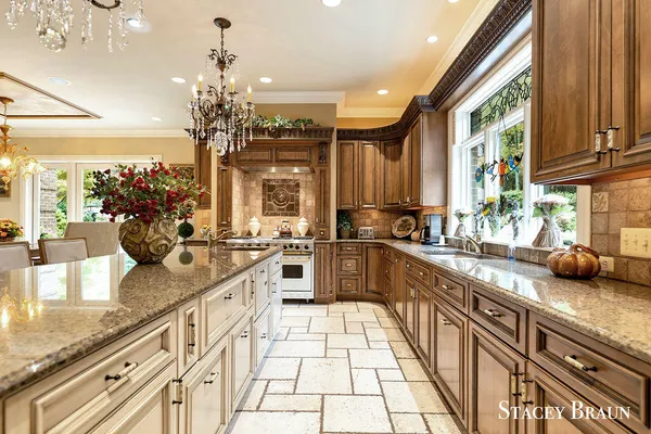 $2,750,000 | 7750 Silverthorne Drive Southeast, Ada, MI 49301