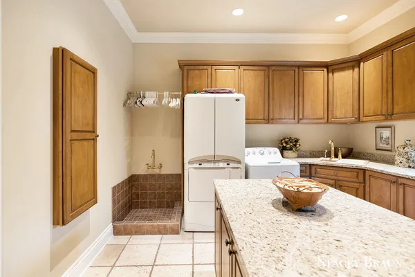 $2,750,000 | 7750 Silverthorne Drive Southeast, Ada, MI 49301