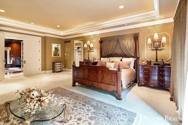 $2,750,000 | 7750 Silverthorne Drive Southeast, Ada, MI 49301