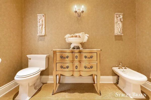 $2,750,000 | 7750 Silverthorne Drive Southeast, Ada, MI 49301