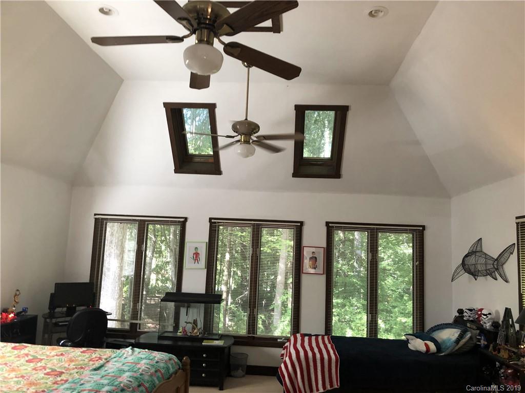 10029 Withers Road Charlotte, NC 28278 - Photo 22 of 35