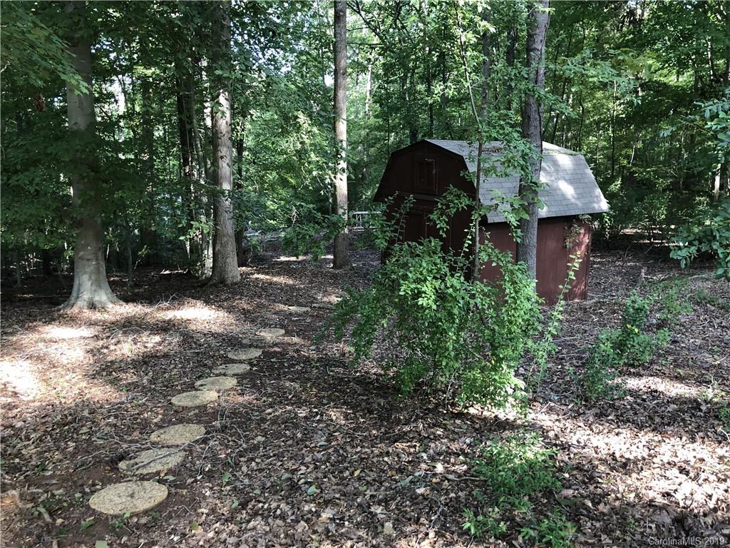 10029 Withers Road Charlotte, NC 28278 - Photo 8 of 35