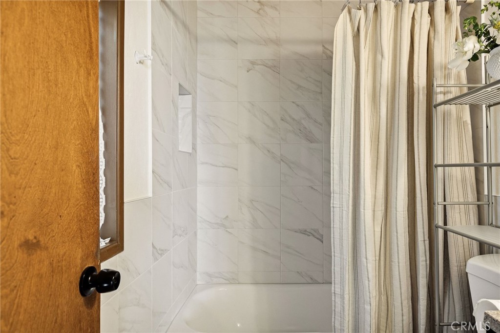 1226 Bridal Path Rimforest, CA 92378 - Photo 22 of 28