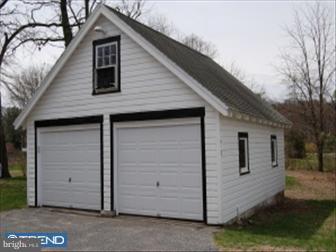 1113 Mt Holly Road Edgewater Park, NJ 08010 - Photo 2 of 6