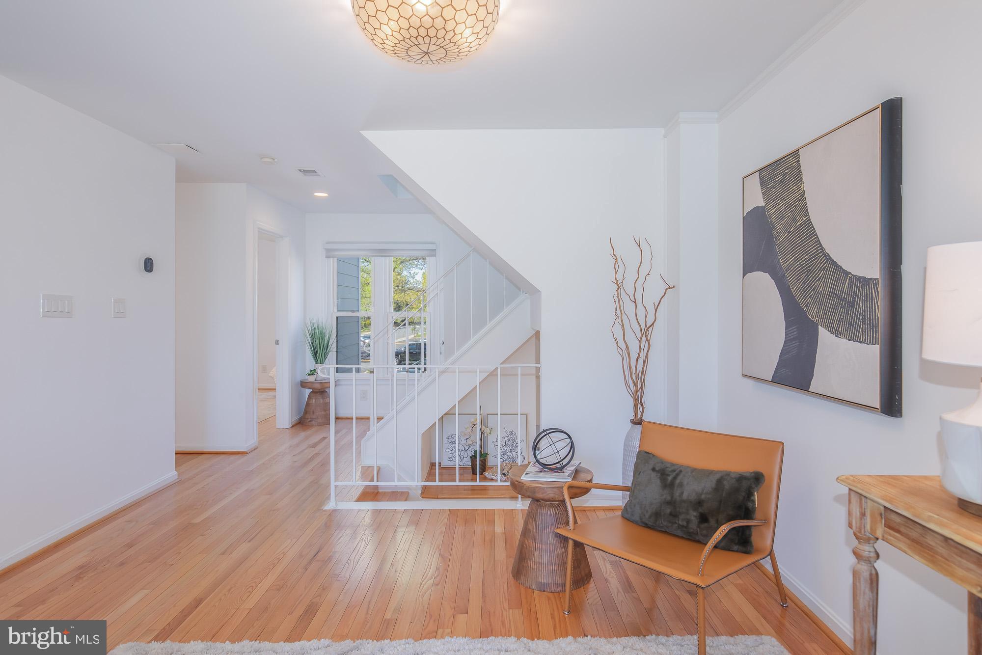 2103 North Rolfe Street, Unit B Arlington, VA 22209 - Photo 13 of 63