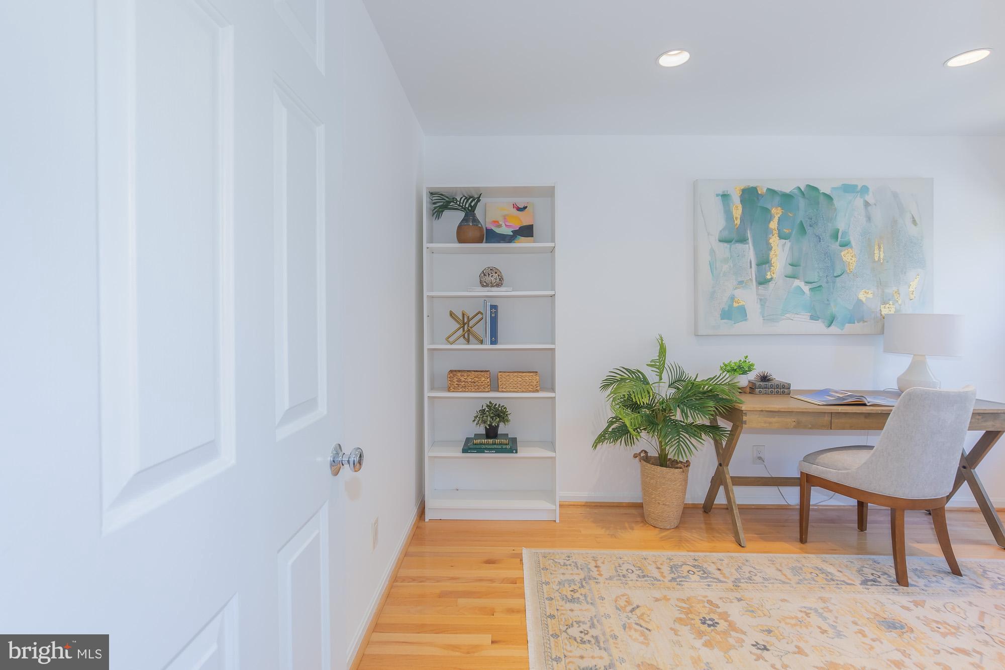 2103 North Rolfe Street, Unit B Arlington, VA 22209 - Photo 26 of 63