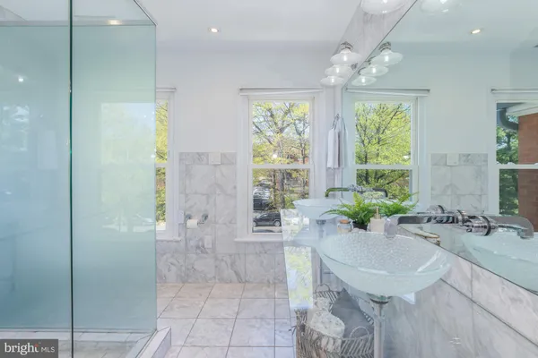 $899,900 | 2103 North Rolfe Street, Unit B, Arlington, VA 22209