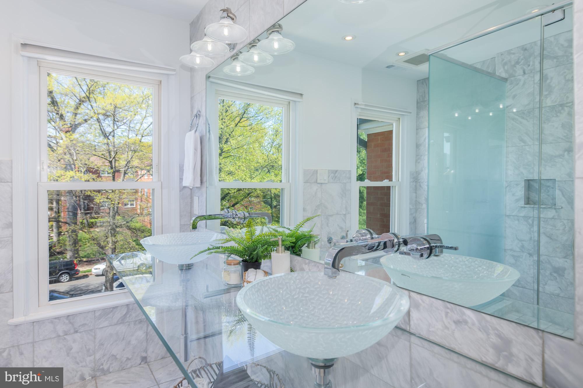 2103 North Rolfe Street, Unit B Arlington, VA 22209 - Photo 52 of 63