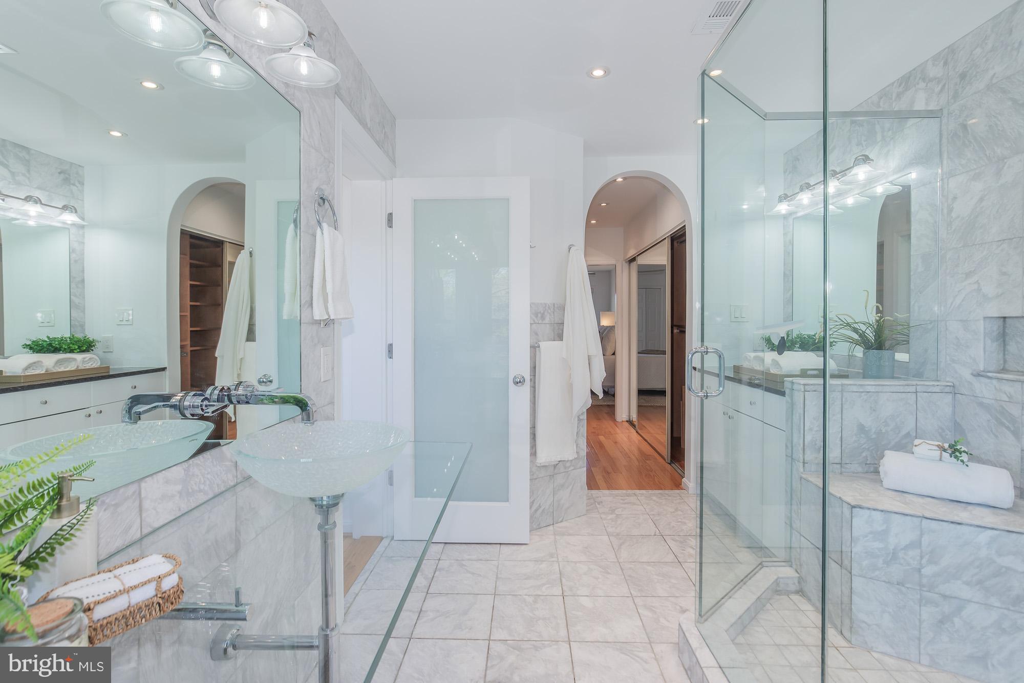 2103 North Rolfe Street, Unit B Arlington, VA 22209 - Photo 53 of 63