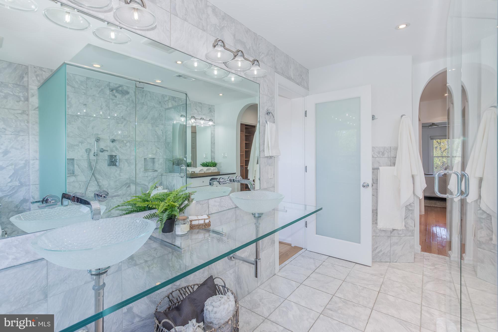 2103 North Rolfe Street, Unit B Arlington, VA 22209 - Photo 54 of 63