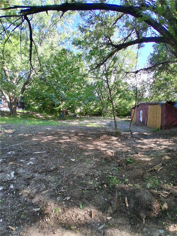 9404 Stillhouse Road Liberty, MO 64068 - Photo 8 of 52