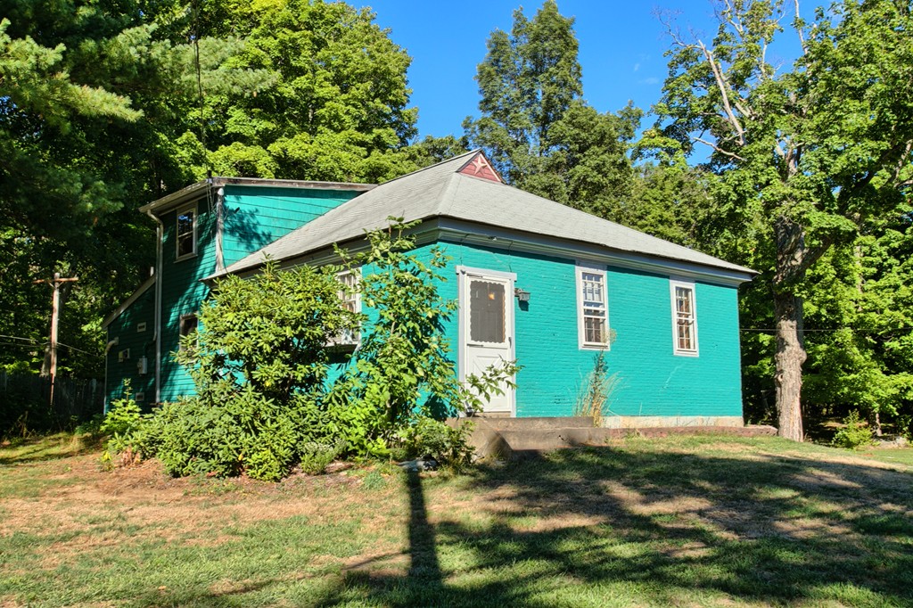 385 Boston Road Groton, MA 01450 - Photo 29 of 30 Gallery Image 29