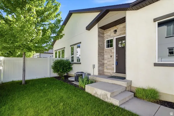 $675,000 | 7062 South 300 East, Midvale, UT 84047