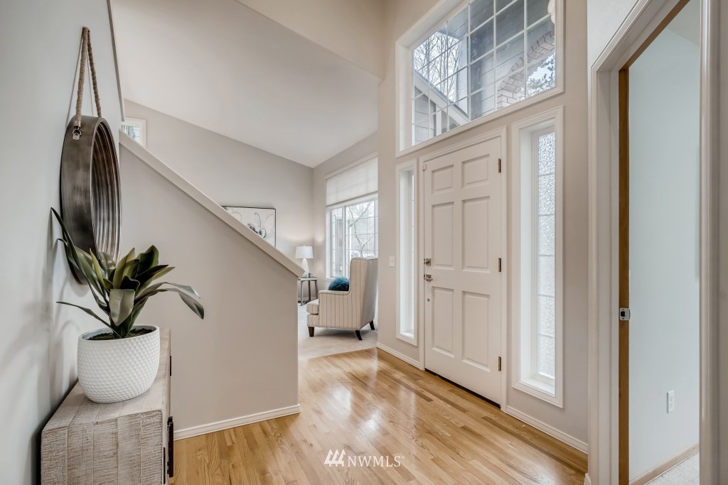 2930 199th Place Southeast Bothell, WA 98012 - Photo 2 of 26
