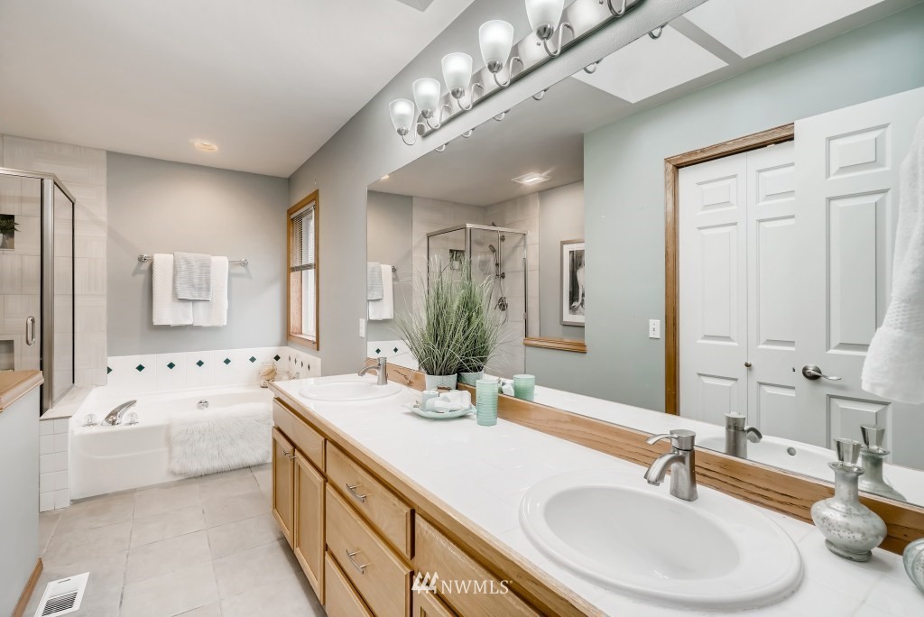 2930 199th Place Southeast Bothell, WA 98012 - Photo 16 of 26