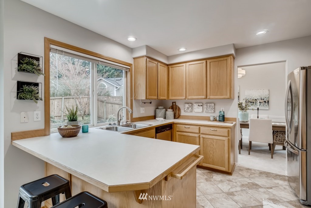 2930 199th Place Southeast Bothell, WA 98012 - Photo 7 of 26