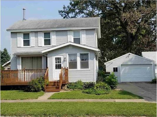 2811 Pershing Boulevard Clinton, IA 52732 - Photo 1 of 8 Gallery Image 1