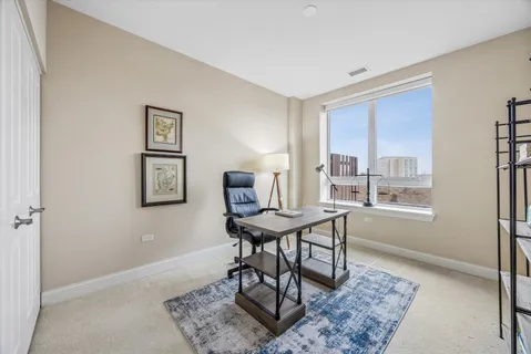 $575,000 | 850 Village Center Drive, Unit 201, Burr Ridge, IL 60527