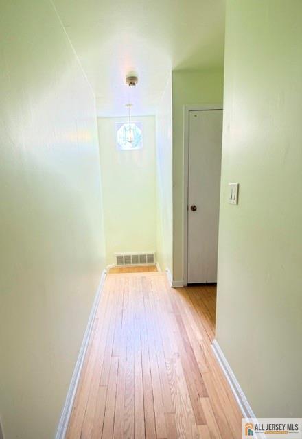 13 Greenwich Road Edison, NJ 08820 - Photo 12 of 23