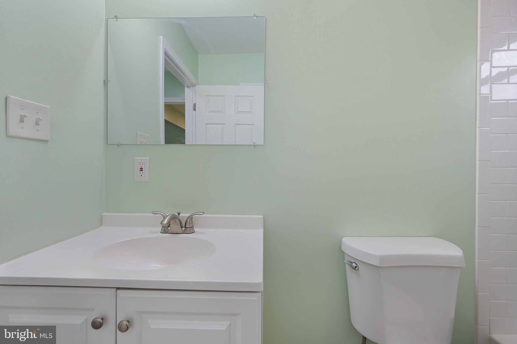 323 Wye Road Essex, MD 21221 - Photo 14 of 35