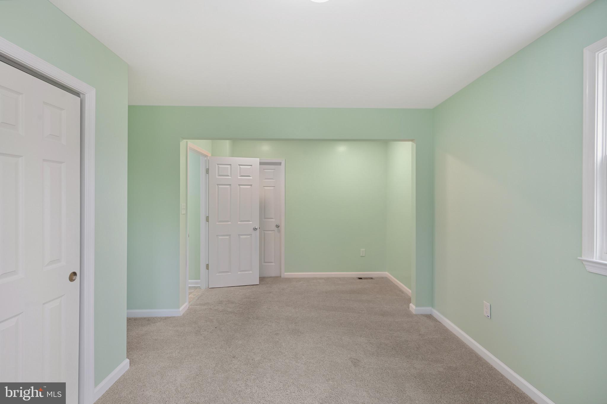 323 Wye Road Essex, MD 21221 - Photo 17 of 35