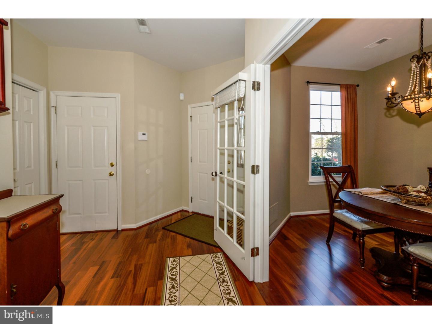 33 Country Road Perkasie, PA 18944 - Photo 3 of 25 Foyer
