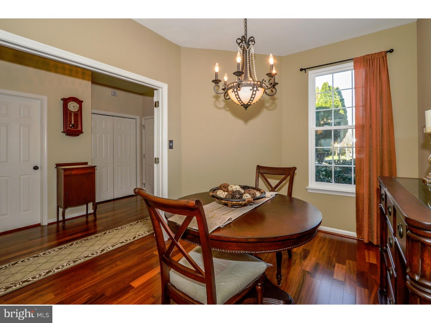 33 Country Road Perkasie, PA 18944 - Photo 4 of 25 Dining Room