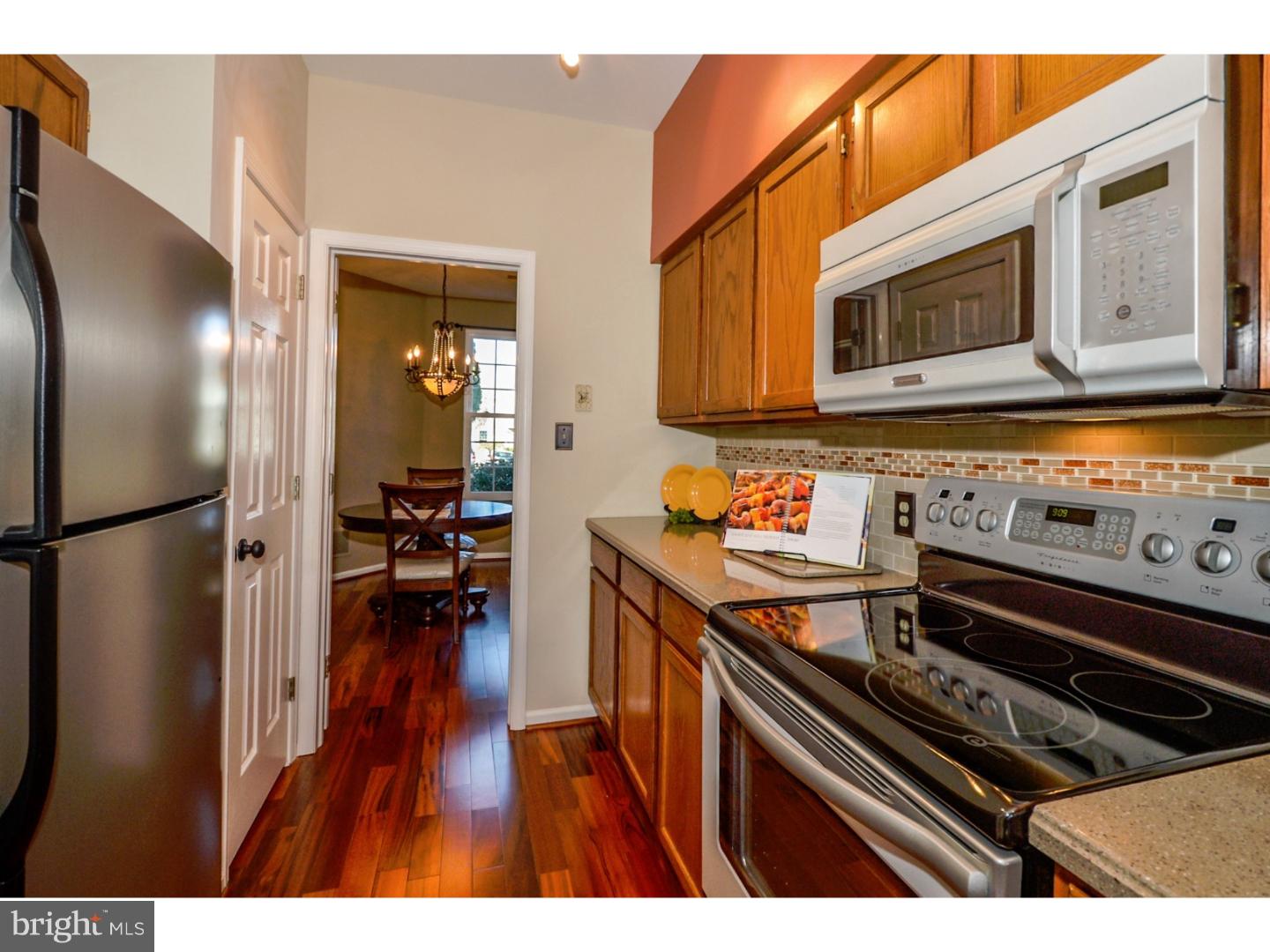 33 Country Road Perkasie, PA 18944 - Photo 8 of 25 Kitchen