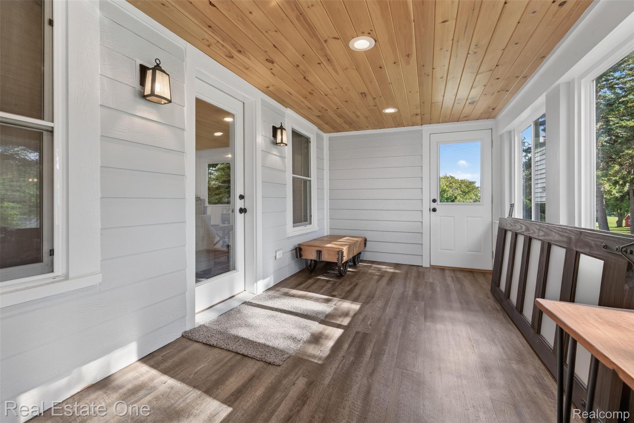 2355 South Sashabaw Road Ortonville, MI 48462 - Photo 53 of 57 3) Front Covered Porch.jpg