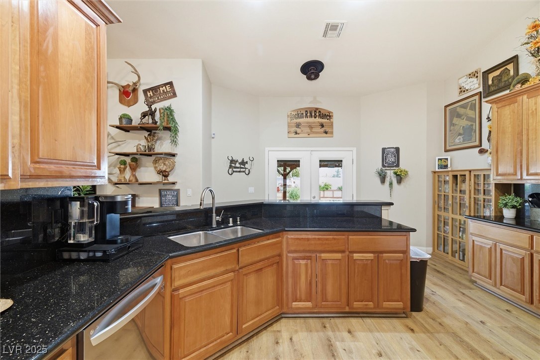 5831 Rebecca Road Las Vegas, NV 89130 - Photo 5 of 56