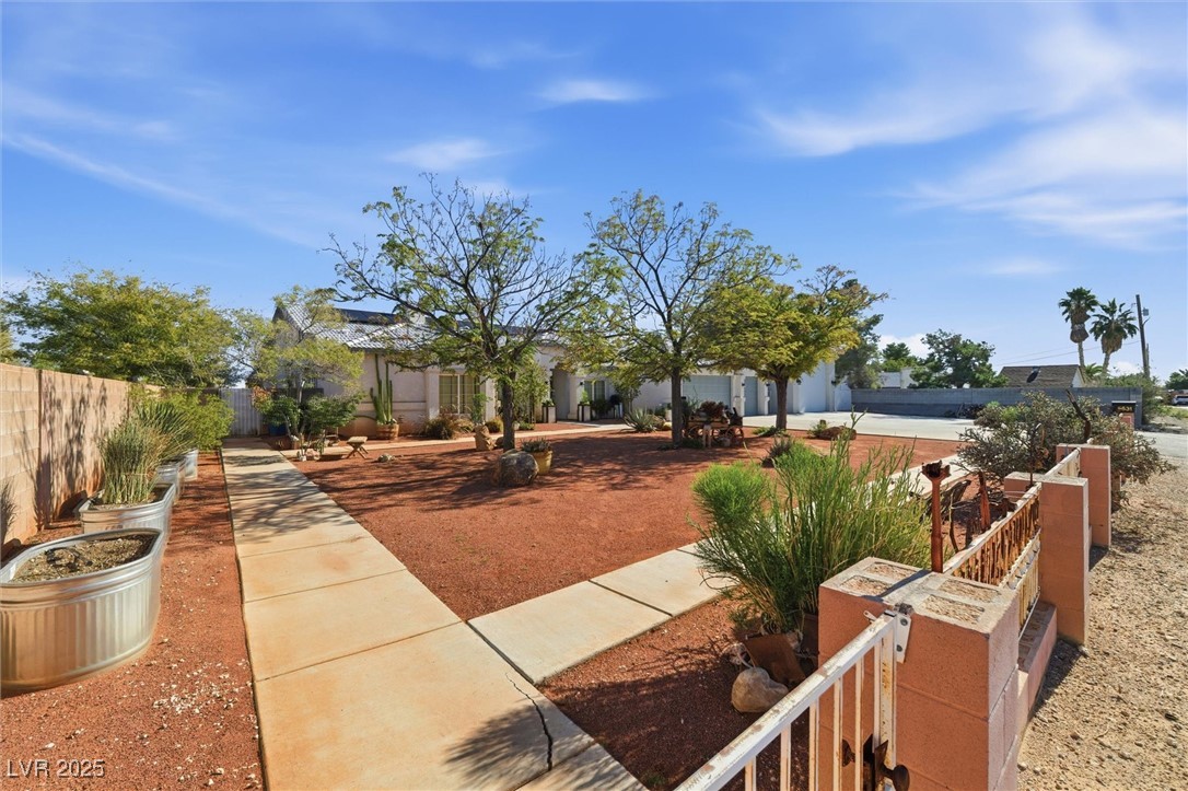 5831 Rebecca Road Las Vegas, NV 89130 - Photo 8 of 56