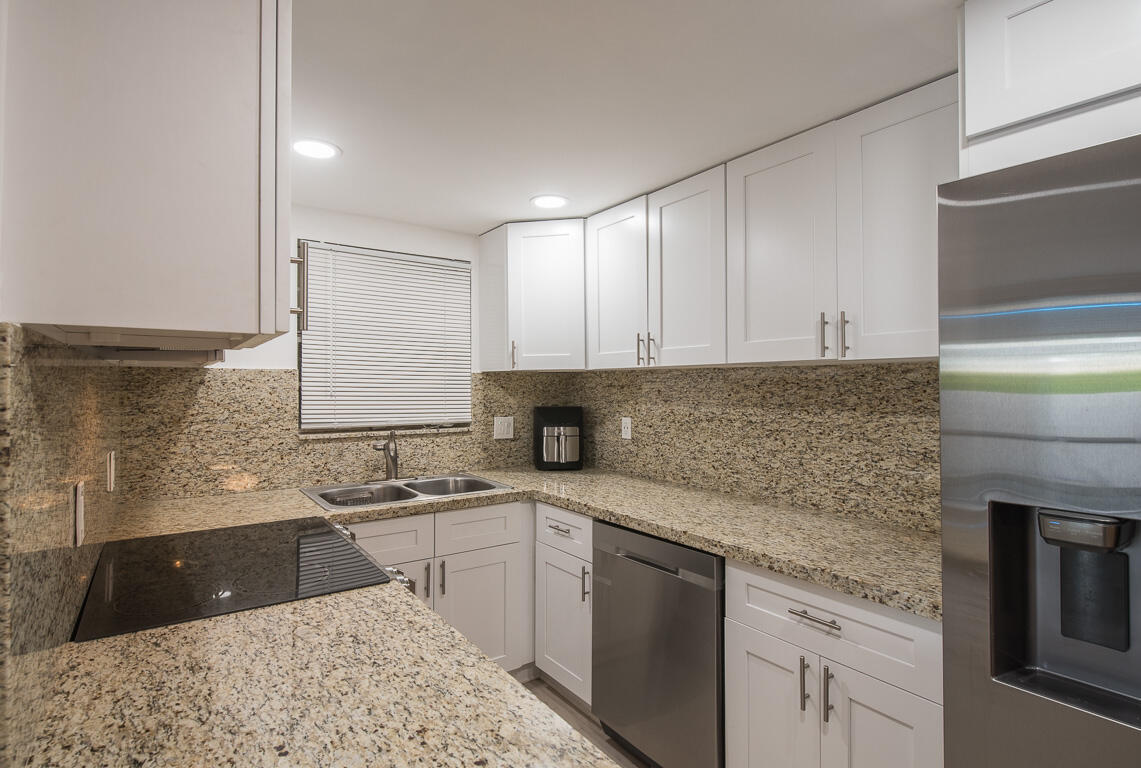 1174 Northwest 13th Street, Unit 132B Boca Raton, FL 33486 - Photo 9 of 33 1174 NW 13th Street-11