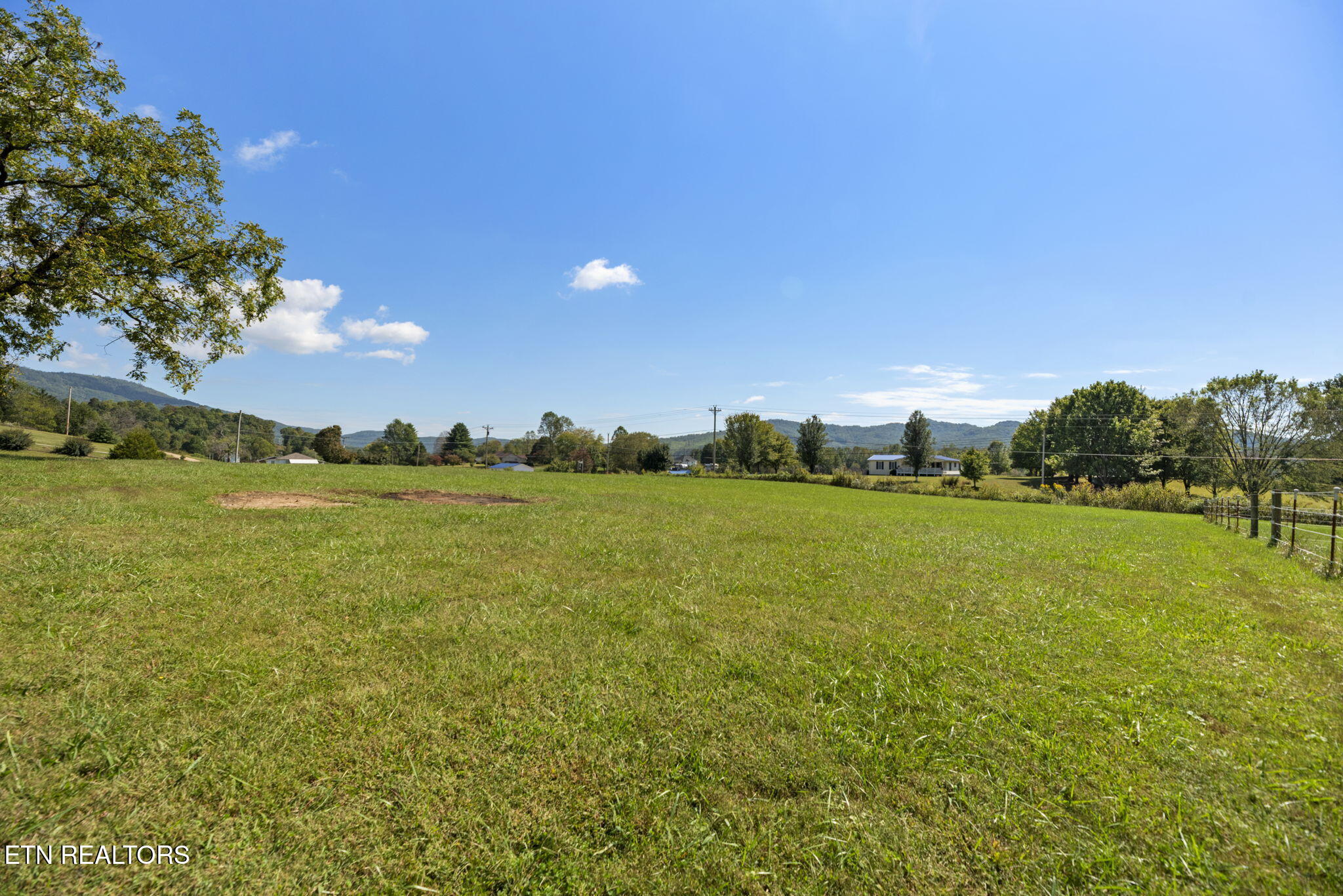 103 Duncan-Woods Road Oliver Springs, TN 37840 - Photo 30 of 39 31-web-or-mls-DncnWds103 (94)