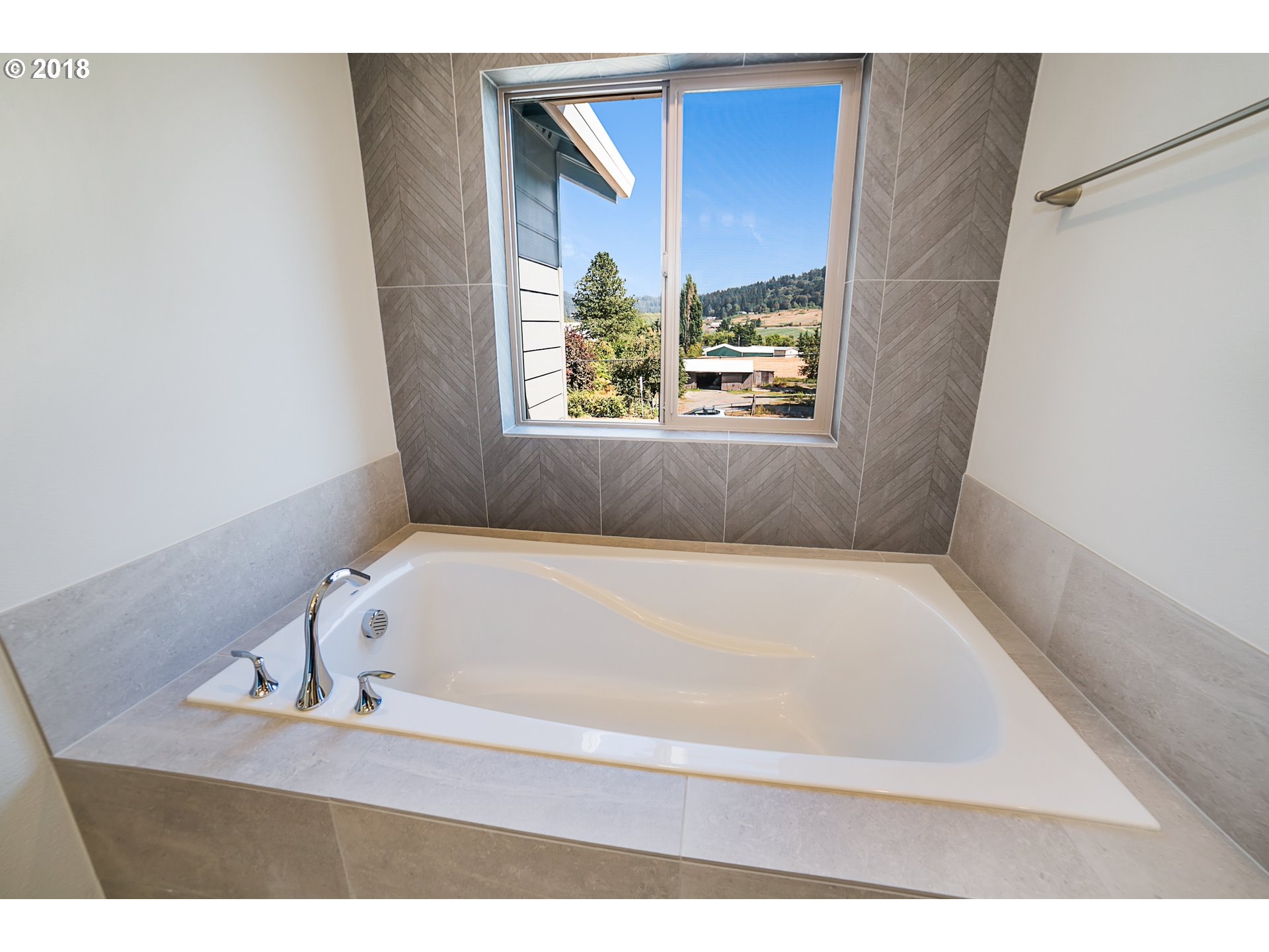 10663 Southeast Red Tail Road, Unit LOT34 Happy Valley, OR 97086 - Photo 19 of 30 Gallery Image 19