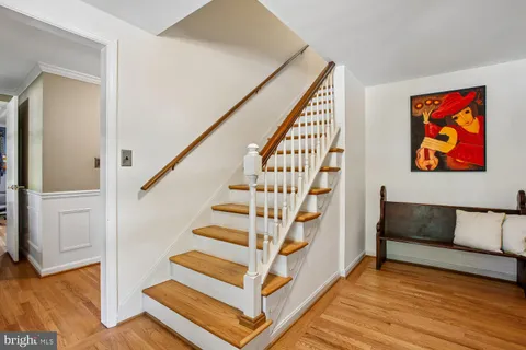 $1,250,000 | 11303 Hounds Way, North Bethesda, MD 20852