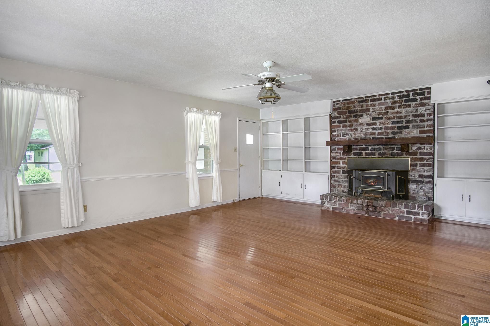 322 Main Street Jemison, AL 35085 - Photo 5 of 34