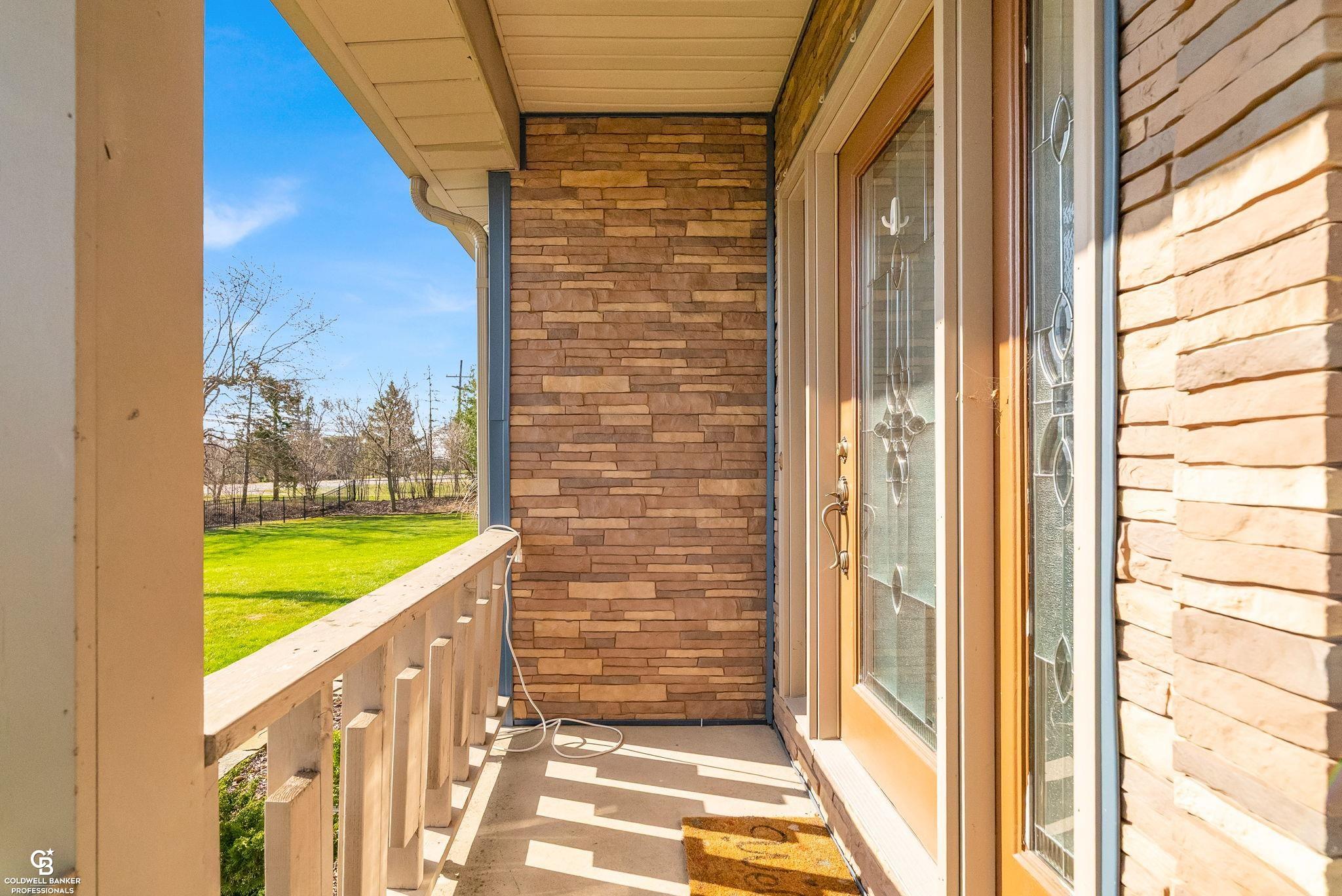 2018 River Road St. Clair, MI 48079 - Photo 13 of 59 50171469-000e5f19-255b-42f2-be48-e9530a34781e.JPG