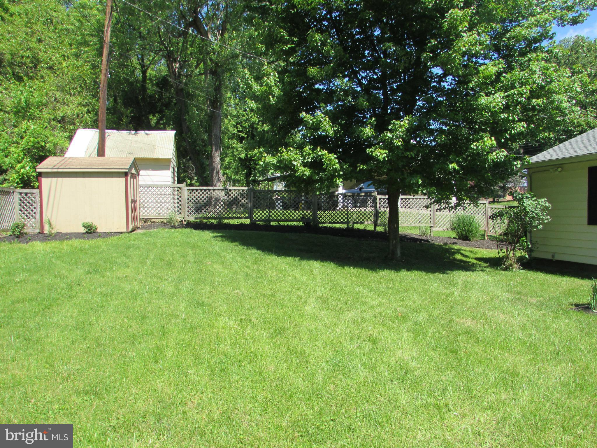 404 Nottingham Road Baltimore, MD 21229 - Photo 20 of 23 Exterior (Rear)